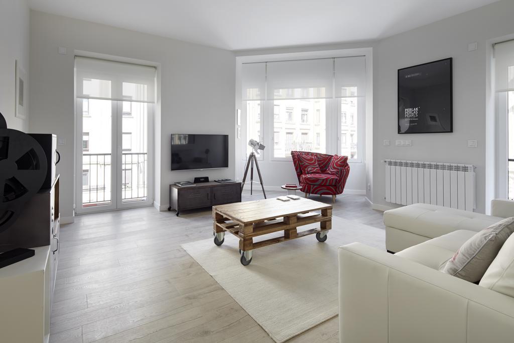 Zurriola Zinema By Feelfree Rentals San Sebastian Phòng bức ảnh