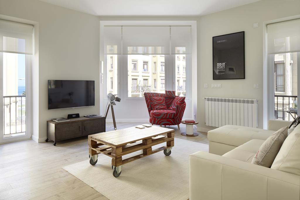 Zurriola Zinema By Feelfree Rentals San Sebastian Phòng bức ảnh